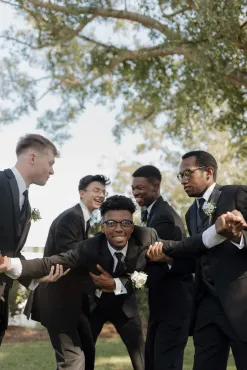 Wedding Gallery Photo