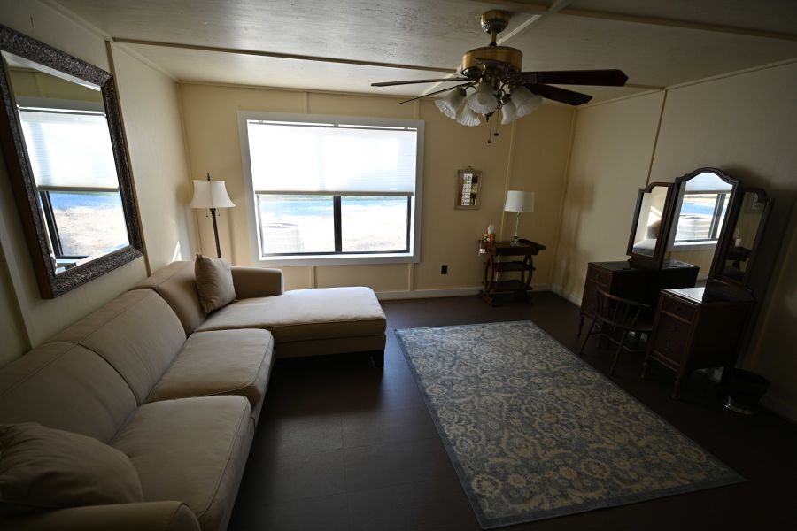 THE BRIDAL SUITE